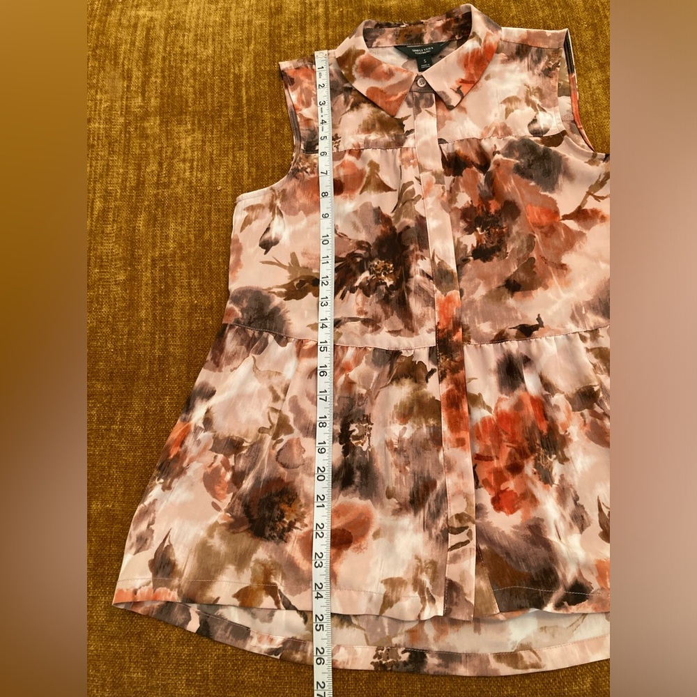 Beautiful Vera Wang muted peach sleeveless blouse size S - Picture 5 of 10